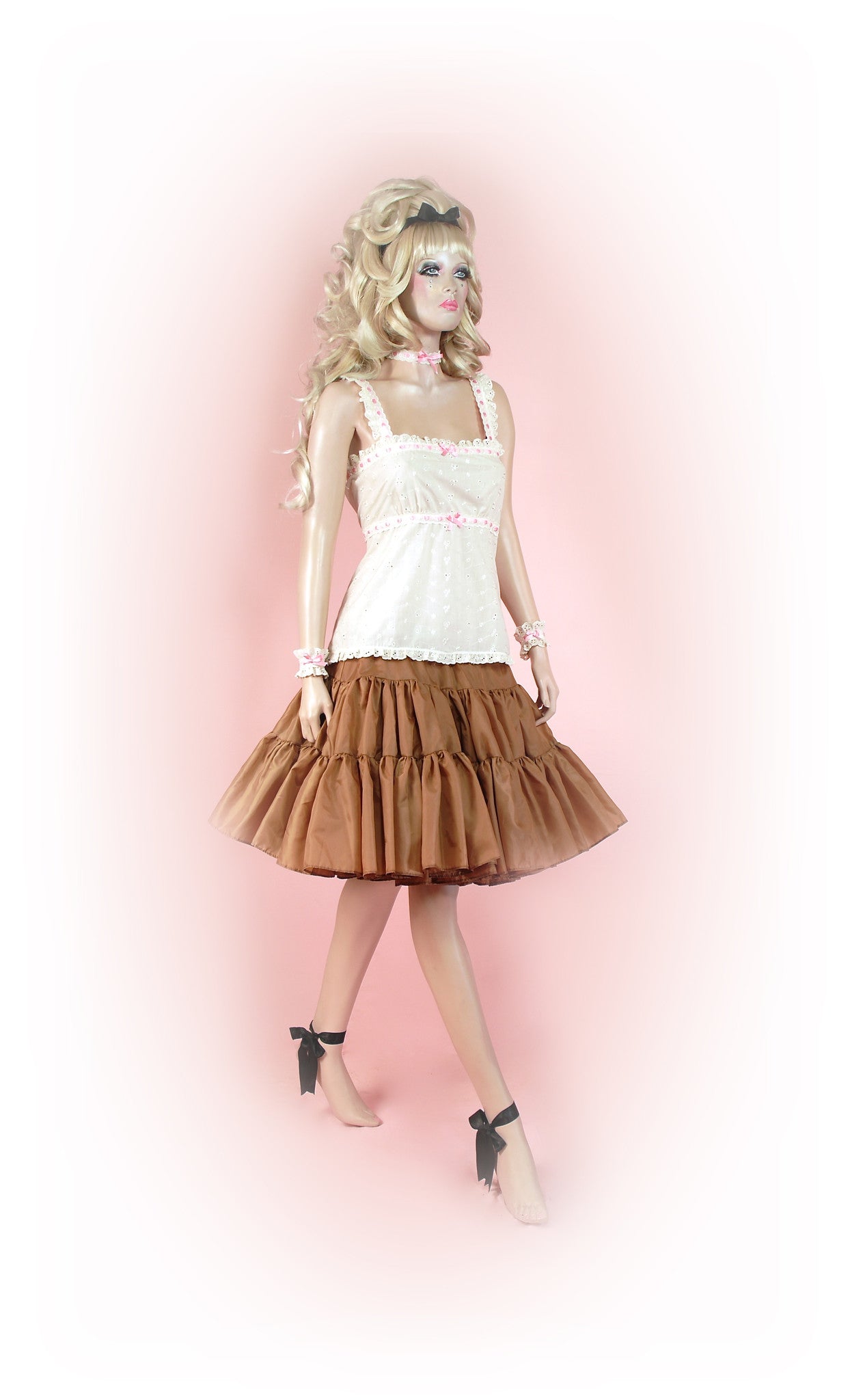 Beautiful Beige<br>Tutu Knee