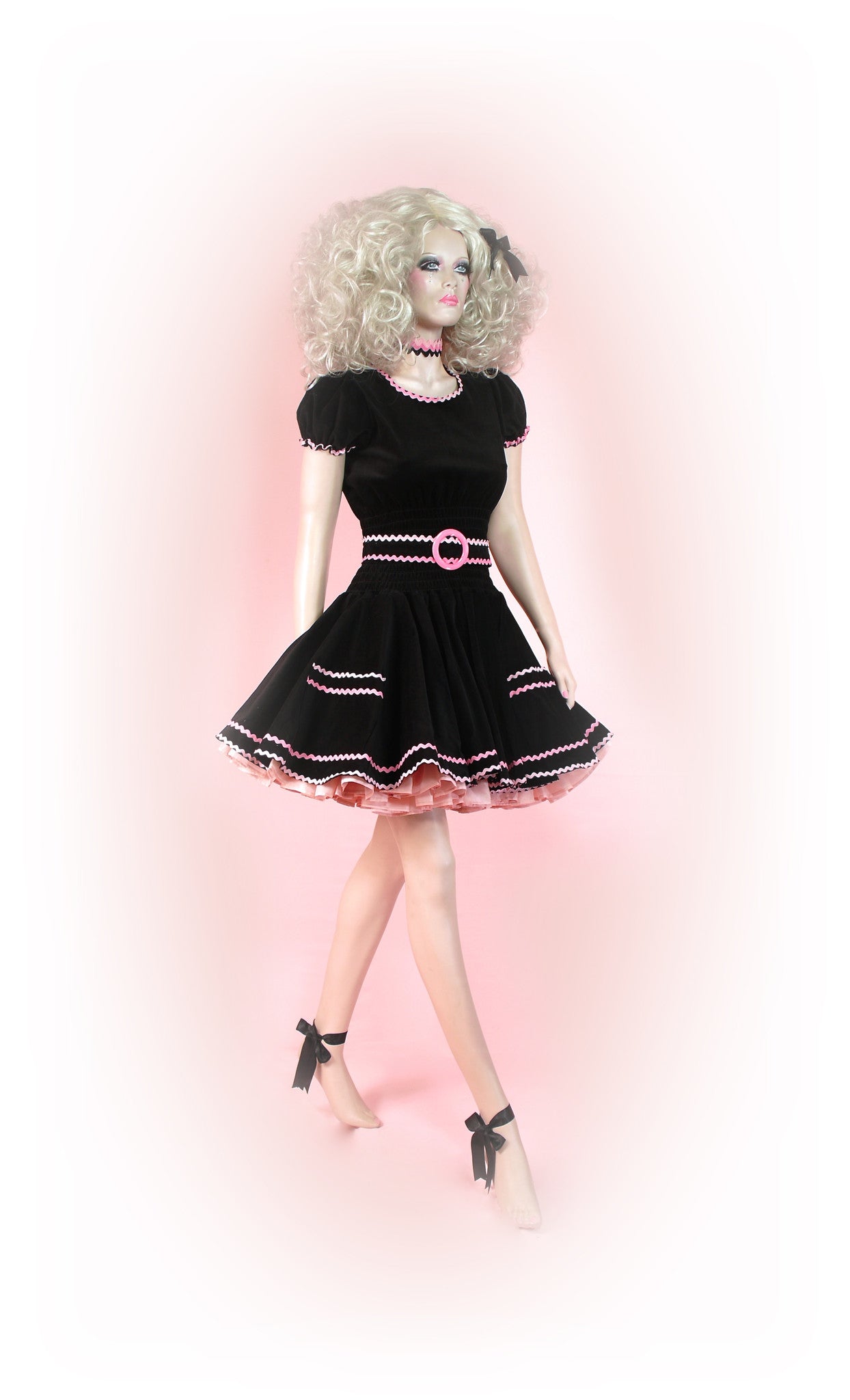 Black Pink<br>Radiant Ric Rac