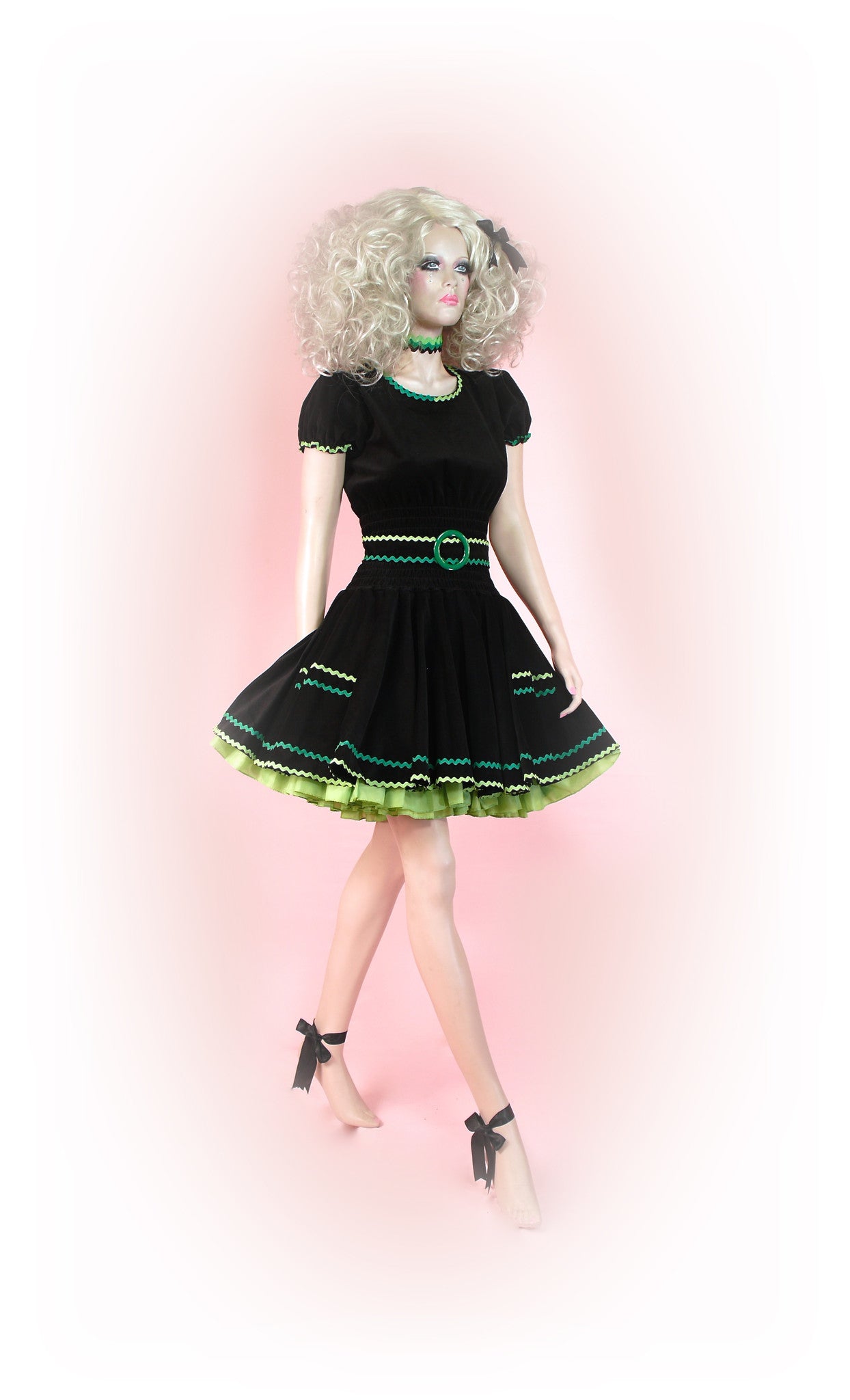 Black Green<br>Radiant Ric Rac