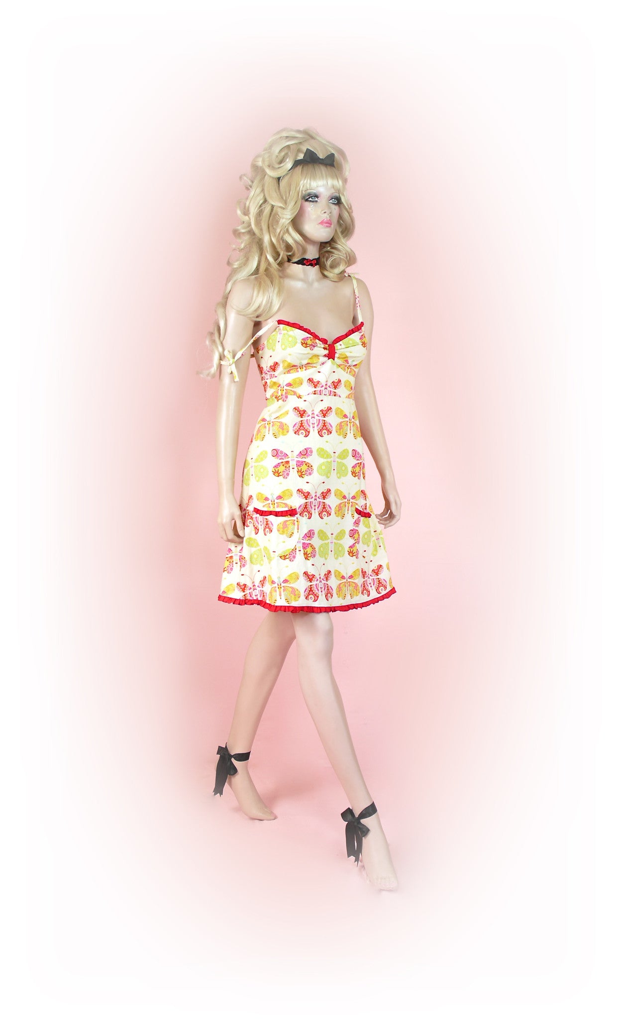 Red<br>Butterfly Floral